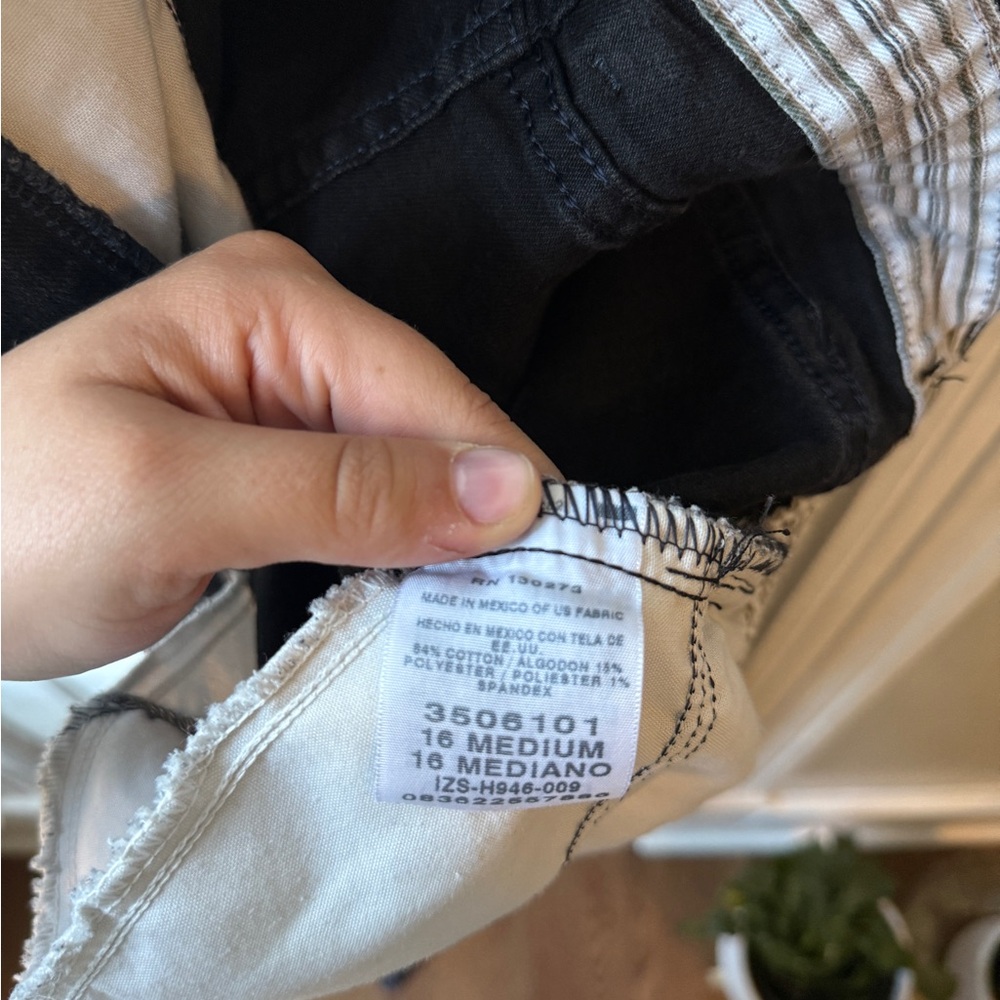 Vintage Women’s Lee Charcoal Denim Pants, Mid Rise, size 16 medium - Picture 9 of 10